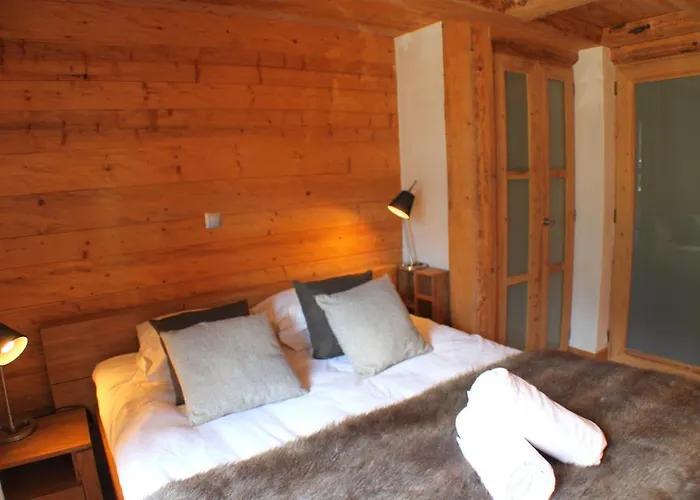 Planards Centre Foot Of The Planards Slopes