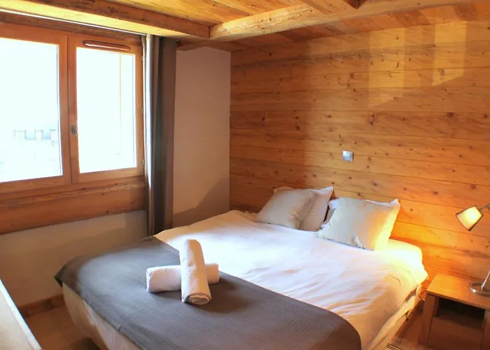 Planards Centre Foot Of The Planards Slopes Apartamento