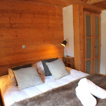 Planards Centre Foot Of The Planards Slopes