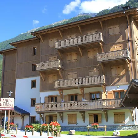 Planards Centre Foot Of The Planards Slopes