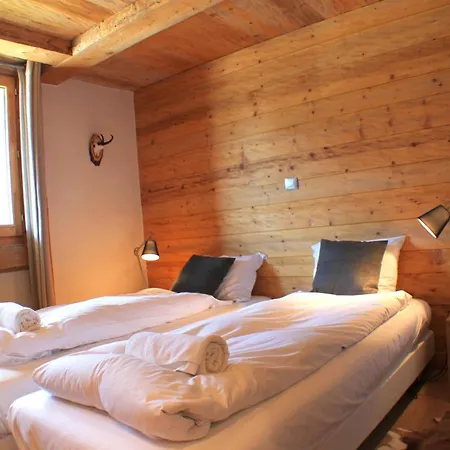 Planards Centre Foot Of The Planards Slopes Apartamento